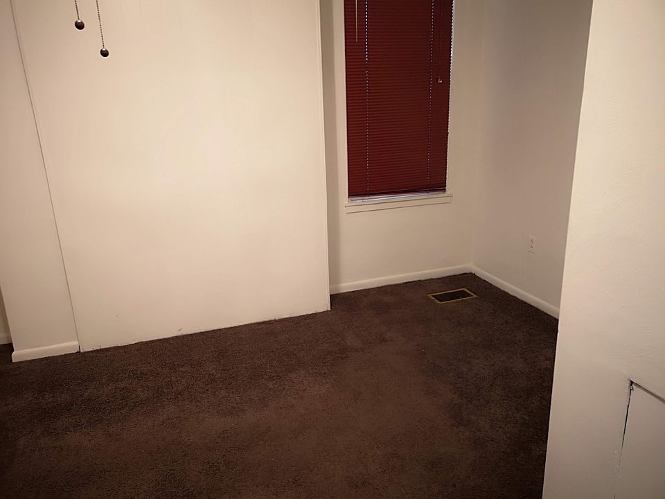 living room pic 3