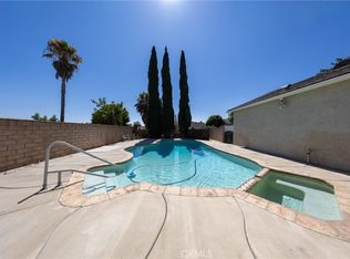 2073 S Lincoln Ave, Corona, CA 92882