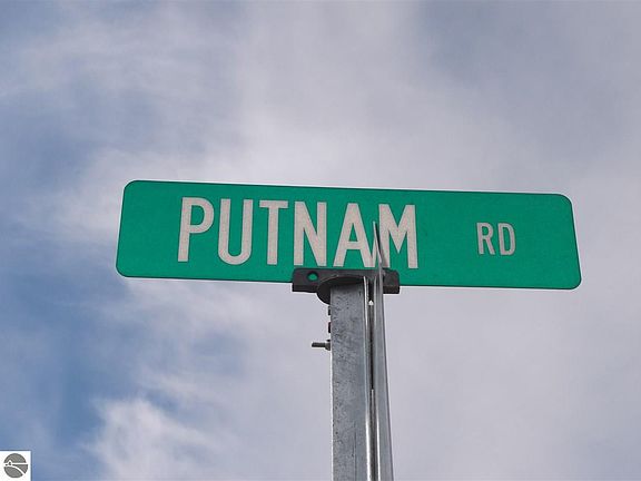3rd image of 0 Putnam Rd