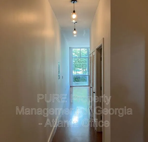 89 Mangum St SW #102 — Photo 2