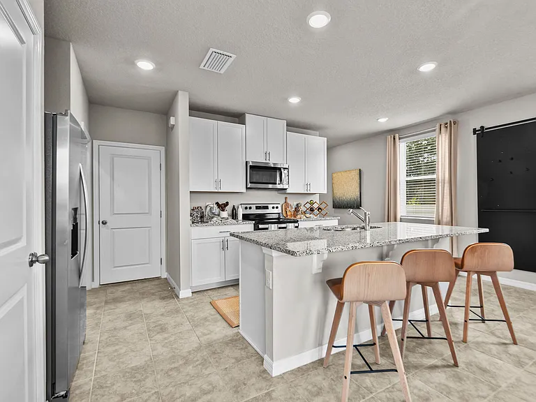 LAttitude 27 Riverview — Photo 12