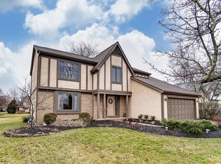 354 Meadow View Dr, Powell, OH
