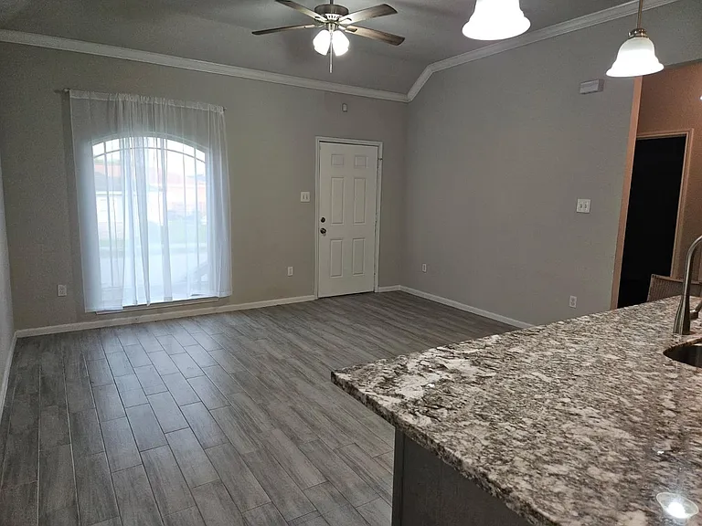 4801 Wenda St #B — Photo 6