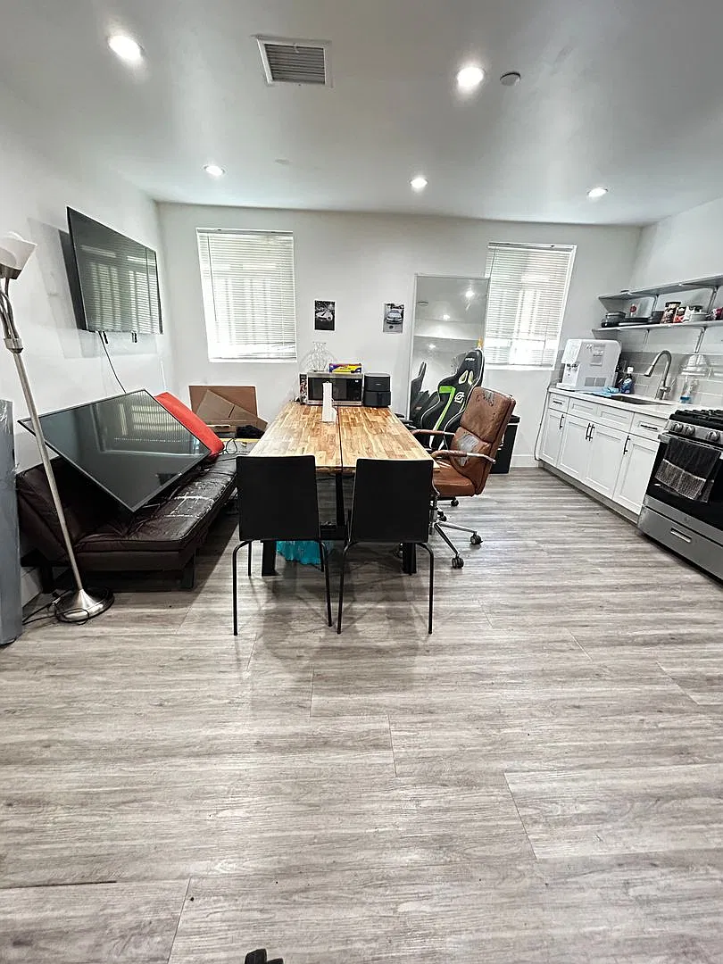 3711 Halldale Ave — Photo 4