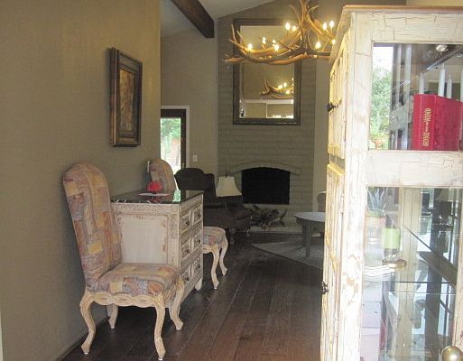 2nd image of 5130 E Woodgate Ln