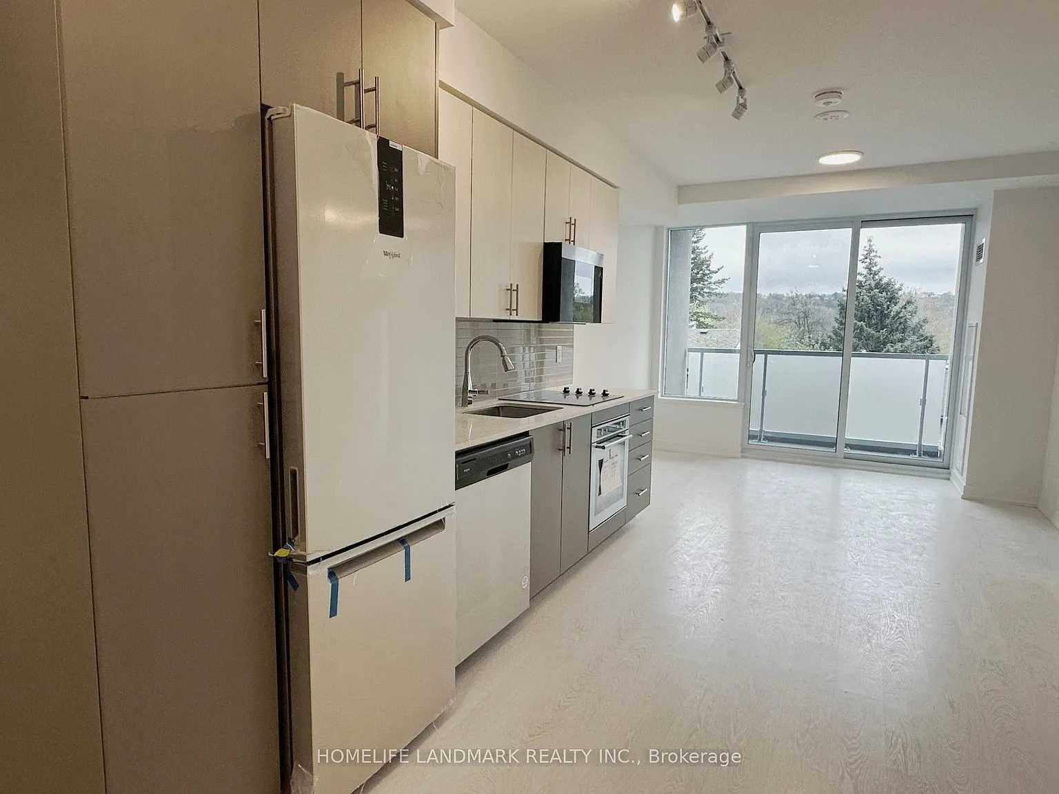 2 bed, $2,100 — Photo 3