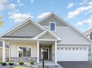 5070 Dale Ridge Rd, Woodbury, MN 55129