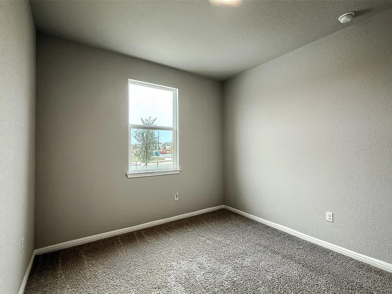 603 Bluffview Dr — Photo 29