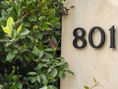 801 N Doheny Dr, Beverly Hills, CA, 90210