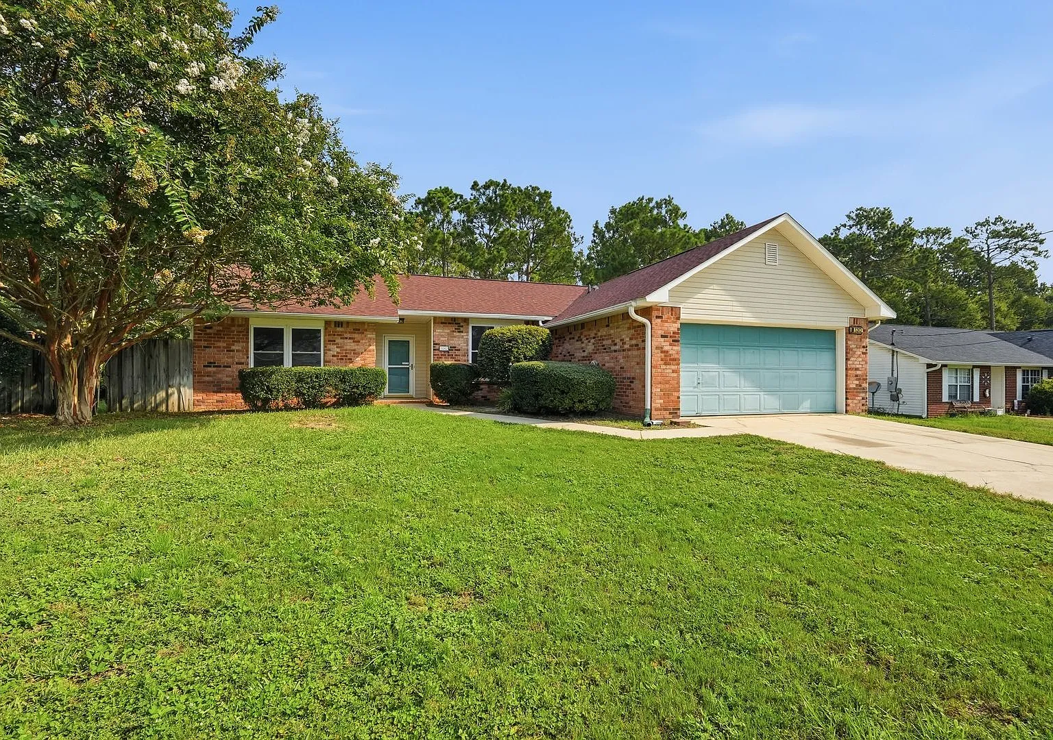 Your Own Backyard Oasis 3 Bedroom Pool Home in South Crestview! — Photo 4