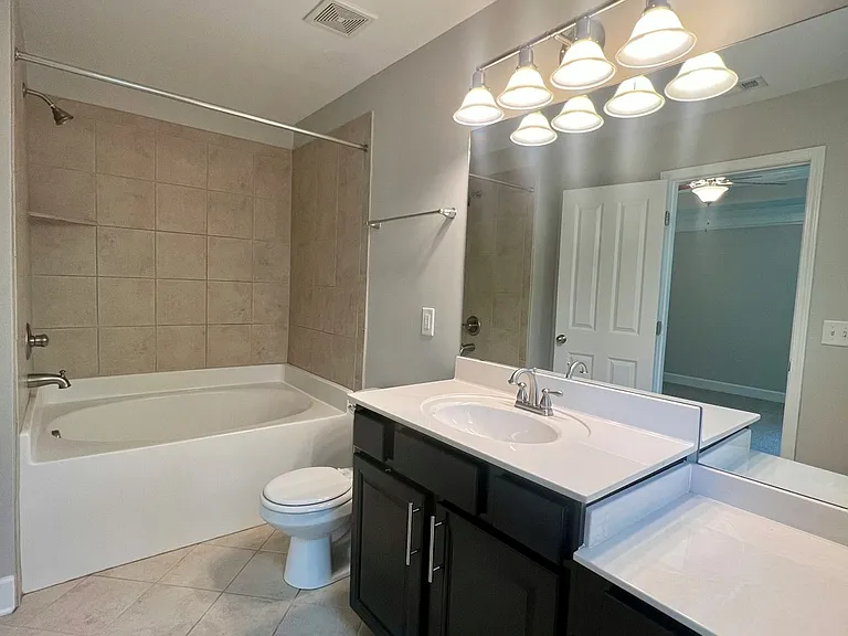 5541 Prada Dr — Photo 15