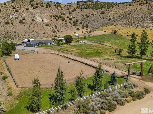 160-180 Quarterhorse Cir, Reno, NV 89508