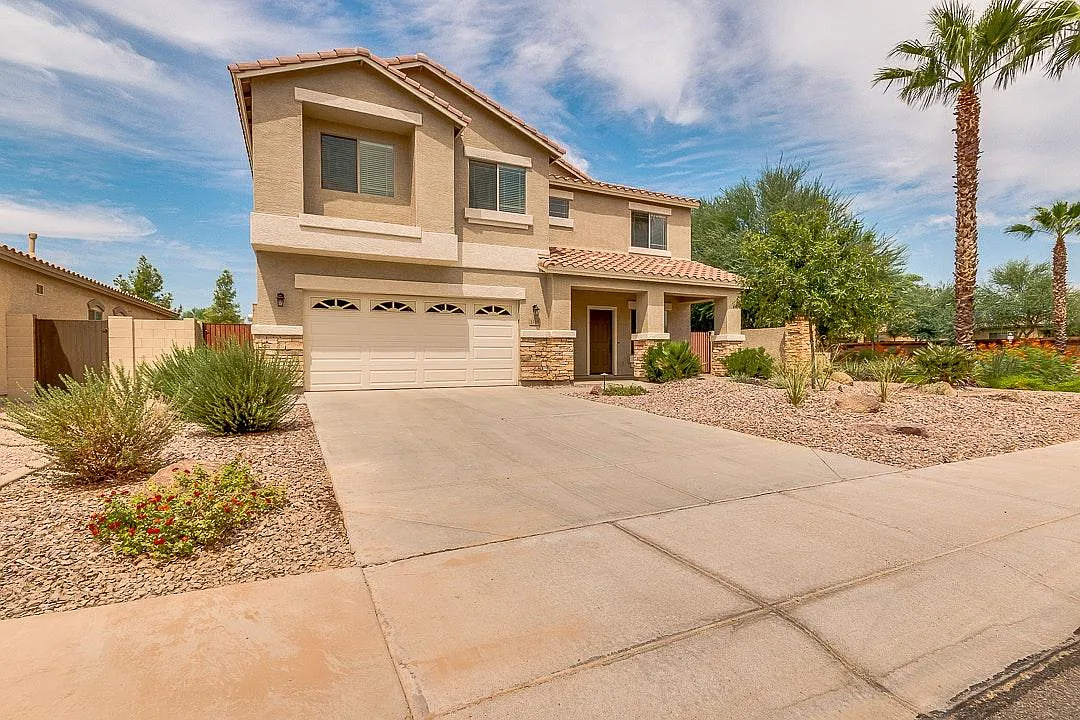 Building Photo - 1326 E Macaw Dr