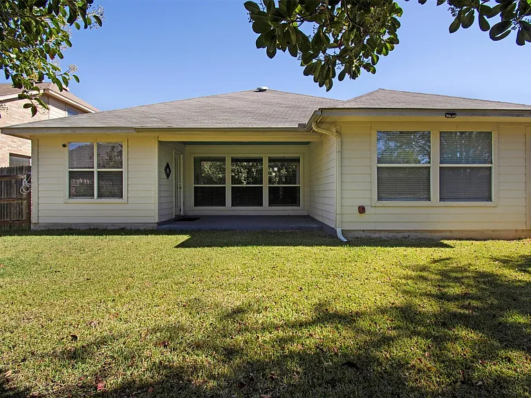 3300 Winding Shore Ln — Photo 24