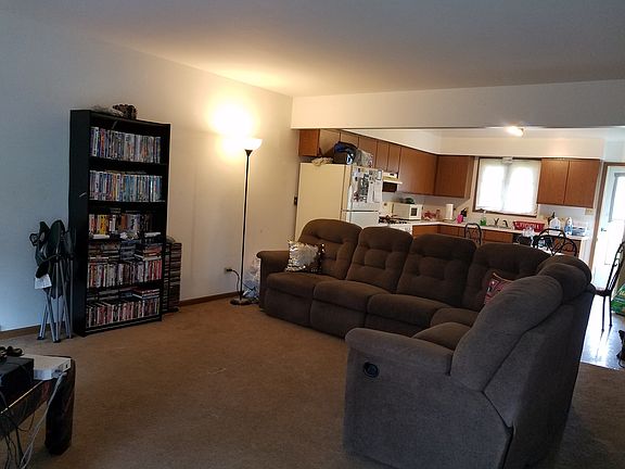 4th image of 722 Peoria St