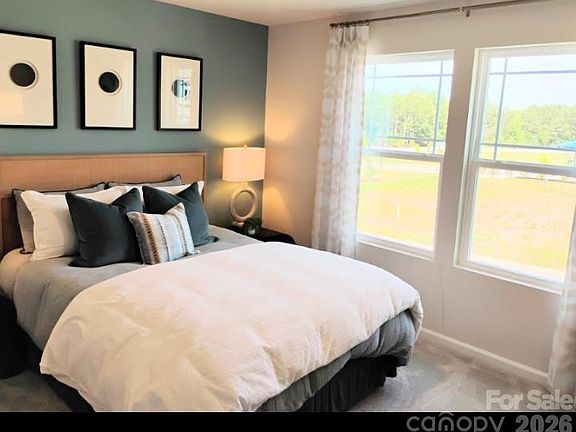 4th image of 15640 Little Bluestem St