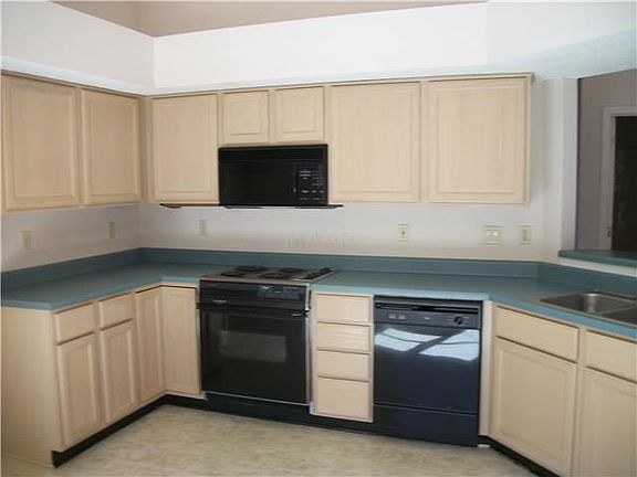 3rd image of 1232 Cordova Green Dr