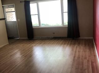 804 Jefferson Ave, Elgin, IL 60120