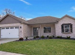 306 Hunters Xing, Canonsburg, PA 15317