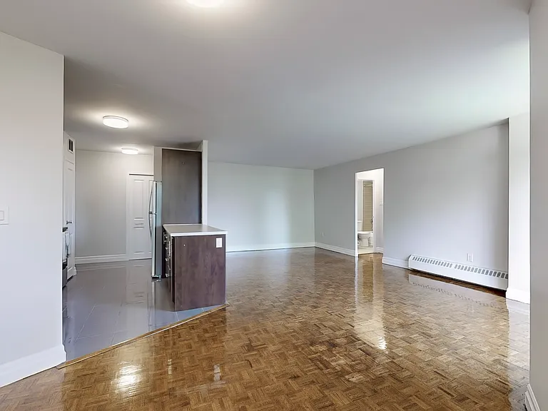 60 Exeter Rd — Photo 8