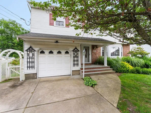 2609 Parkview Place, Baldwin, NY 11510