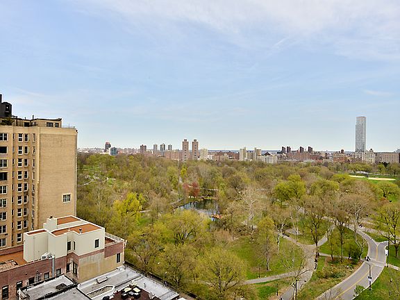 3rd image of 400 Central Park W APT 17V