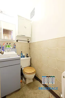 Rented by SBJ Brokerage, LLC | media 28