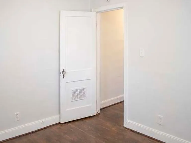 4032 Walker Blvd — Photo 25