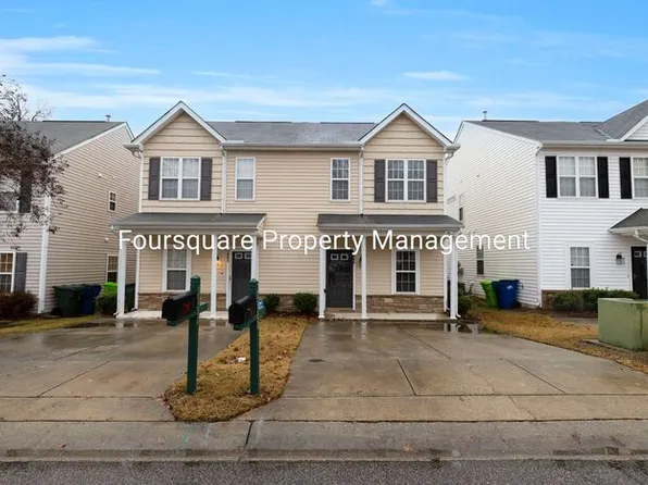 5988 Osprey Cove Dr, Raleigh, NC 27604