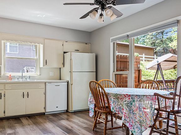 4th image of 1817 Milford St NW