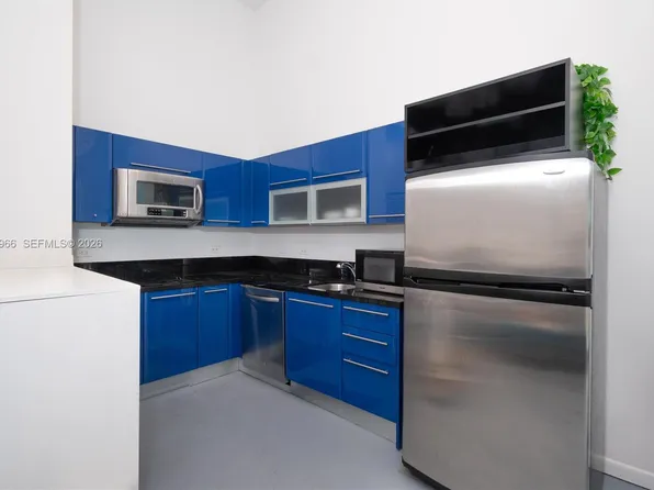 253 NE 2nd St, Miami, FL