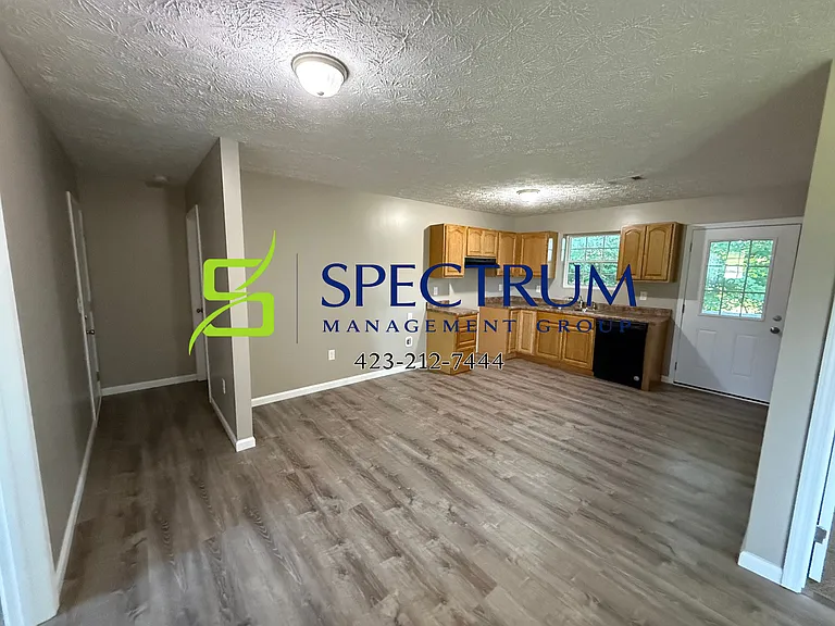 1042 Rosella Dr — Photo 5