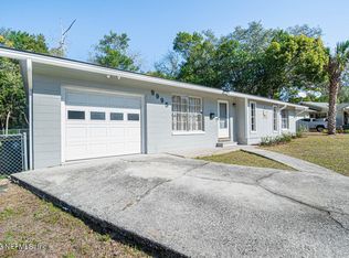 9995 Arnold Rd, Jacksonville, FL 32246