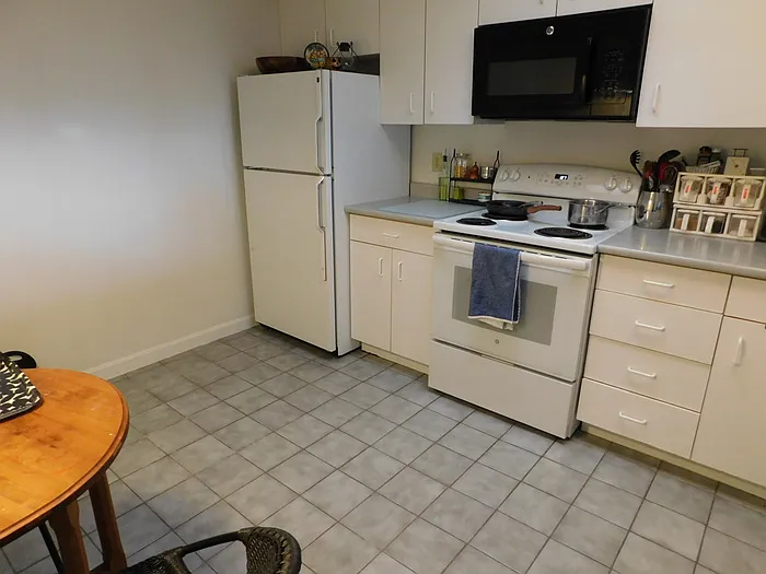 2 bed, 2.0 bath, $3,295 — Photo 3