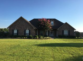 258 Clinton Dr, Stonewall, LA 71078