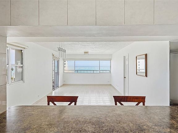 2nd image of 1477 Ave Ashford TORRE DEL MAR #801