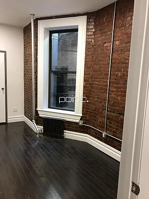 Rented by Point NYC | media 12