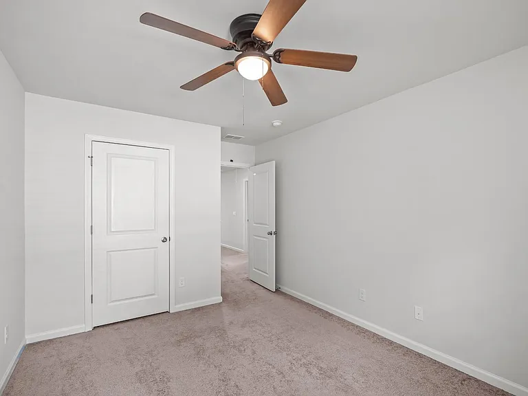 72 Knotty Ct — Photo 32