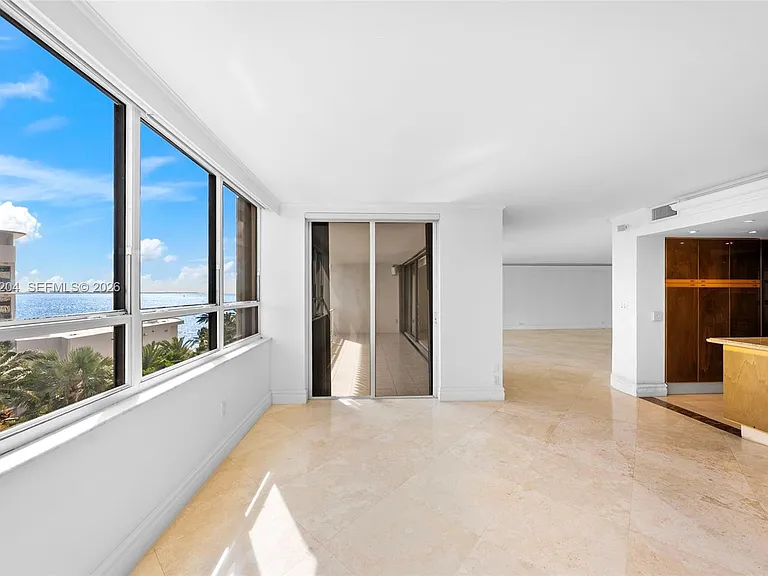3 Grove Isle Dr #C605 — Photo 7