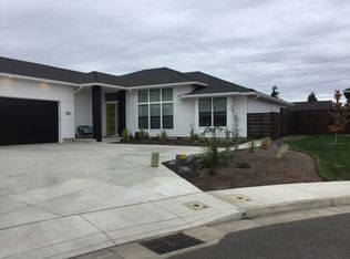 5185 NE North Park Ct, Albany, OR 97321