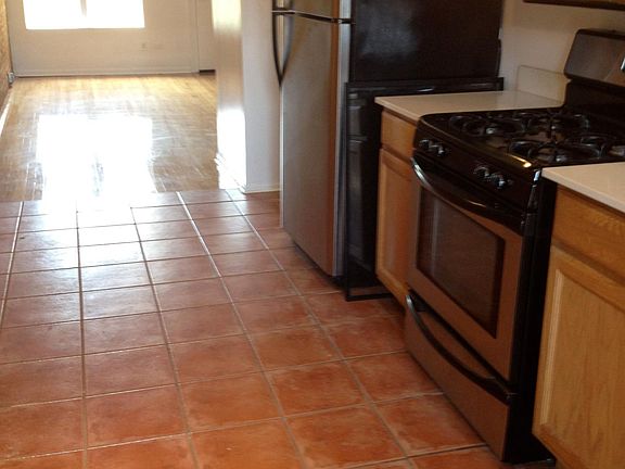 2nd image of 5205 S Drexel Ave APT N3b
