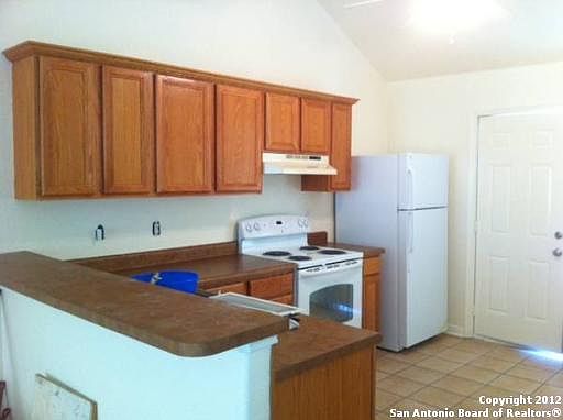 2nd image of 1719 E Highland Blvd