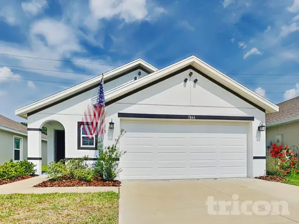 7846 Broad Pointe Dr, Zephyrhills, FL 33540