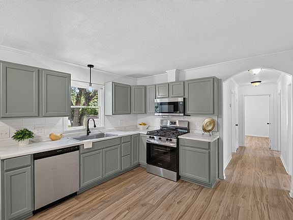 2nd image of 8122 Roosevelt Dr