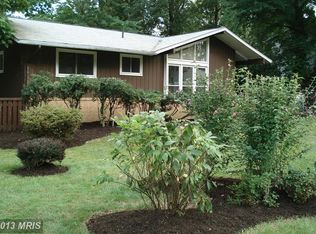 8505 Cottage St, Vienna, VA 22180