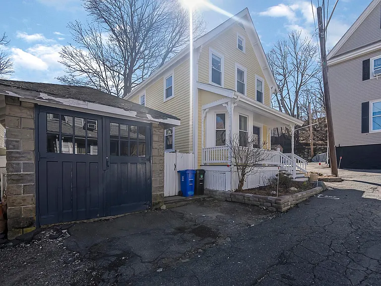 16 Oak Grove Ter — Photo 36