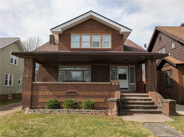3832 W 158th St, Cleveland, OH 44111