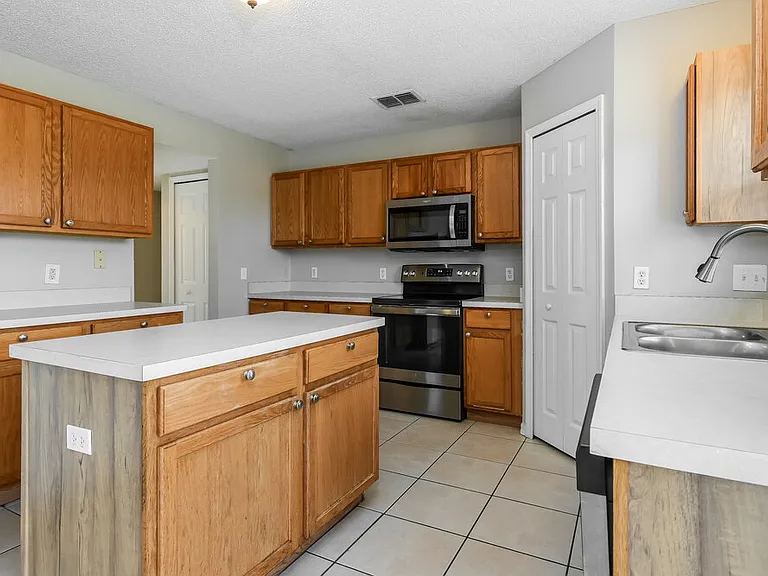 2709 Garrett Nicholas Loop — Photo 8