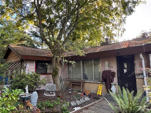 23324 97th Avenue W, Edmonds, WA 98020