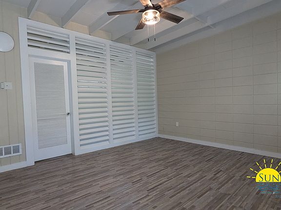 5th image of 60 Yacht Club Dr NE APT 16